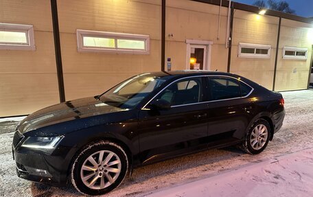 Skoda Superb III рестайлинг, 2019 год, 2 280 000 рублей, 3 фотография