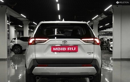 Toyota RAV4, 2025 год, 4 250 000 рублей, 6 фотография