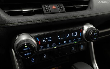 Toyota RAV4, 2025 год, 4 250 000 рублей, 19 фотография