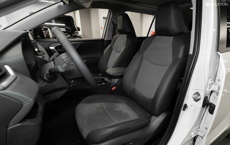 Toyota RAV4, 2025 год, 4 250 000 рублей, 9 фотография