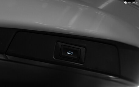 Toyota RAV4, 2025 год, 4 250 000 рублей, 23 фотография