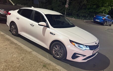 KIA Optima IV, 2019 год, 1 000 000 рублей, 4 фотография