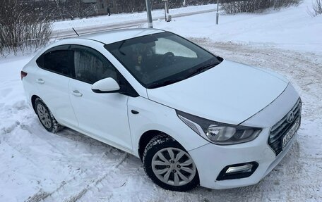 Hyundai Solaris II рестайлинг, 2019 год, 1 050 000 рублей, 4 фотография