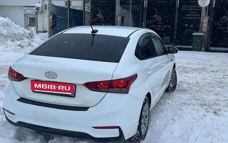 Hyundai Solaris II рестайлинг, 2019 год, 1 050 000 рублей, 2 фотография