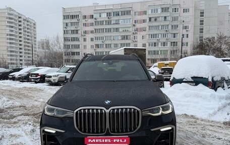 BMW X7, 2019 год, 8 000 000 рублей, 2 фотография