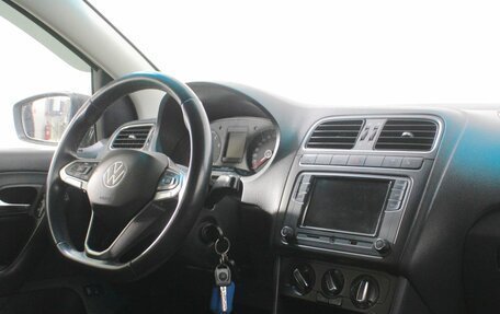 Volkswagen Polo VI (EU Market), 2012 год, 630 000 рублей, 9 фотография