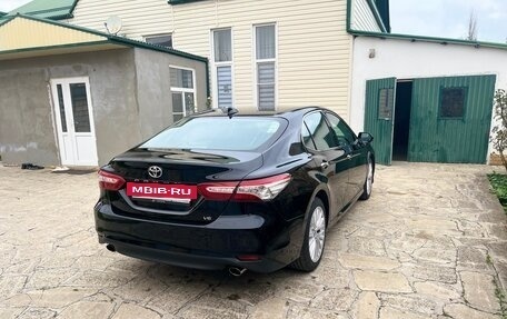 Toyota Camry, 2019 год, 2 750 000 рублей, 4 фотография