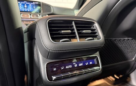 Mercedes-Benz GLS, 2025 год, 18 000 000 рублей, 23 фотография