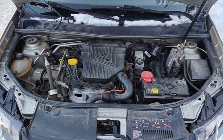 Renault Sandero II рестайлинг, 2016 год, 860 000 рублей, 10 фотография