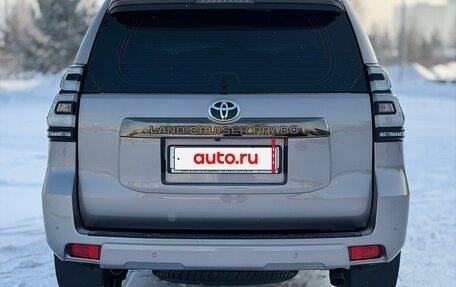 Toyota Land Cruiser Prado 150 рестайлинг 2, 2021 год, 6 280 000 рублей, 7 фотография