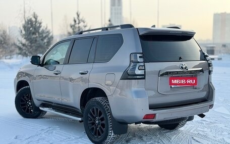 Toyota Land Cruiser Prado 150 рестайлинг 2, 2021 год, 6 280 000 рублей, 6 фотография