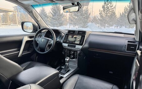 Toyota Land Cruiser Prado 150 рестайлинг 2, 2021 год, 6 280 000 рублей, 24 фотография