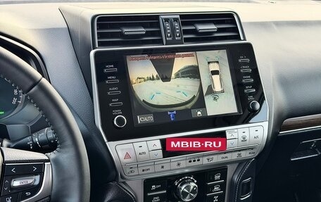 Toyota Land Cruiser Prado 150 рестайлинг 2, 2021 год, 6 280 000 рублей, 20 фотография