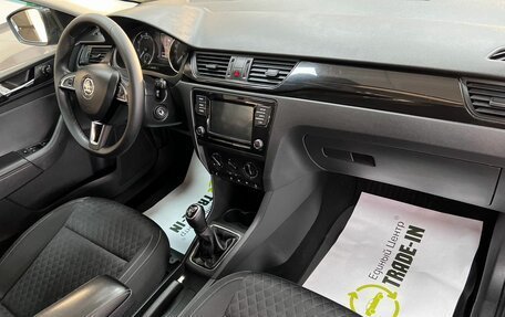 Skoda Rapid I, 2018 год, 1 145 000 рублей, 14 фотография