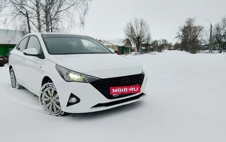 Hyundai Solaris II рестайлинг, 2020 год, 1 347 000 рублей, 13 фотография