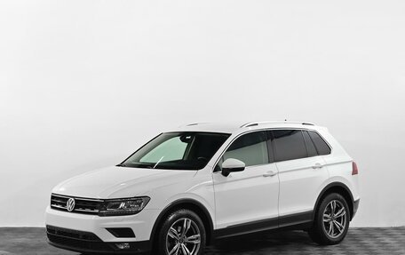 Volkswagen Tiguan II, 2018 год, 2 199 000 рублей, 1 фотография