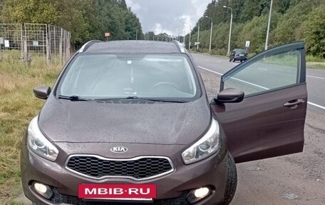 KIA cee'd III, 2013 год, 800 000 рублей, 2 фотография