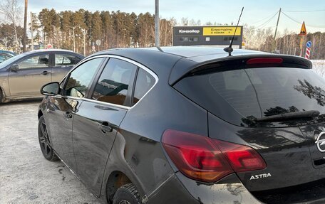 Opel Astra J, 2011 год, 450 000 рублей, 9 фотография