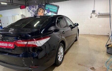 Toyota Camry, 2020 год, 2 700 000 рублей, 5 фотография