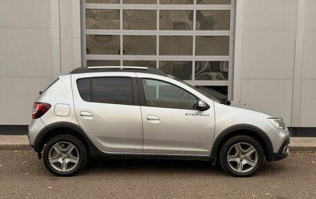 Renault Sandero II рестайлинг, 2020 год, 1 102 000 рублей, 6 фотография