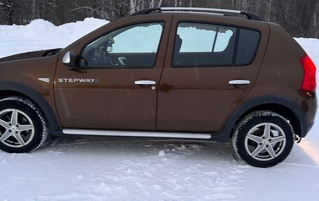 Renault Sandero I, 2013 год, 500 000 рублей, 6 фотография