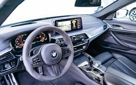 BMW 5 серия, 2020 год, 4 490 000 рублей, 10 фотография