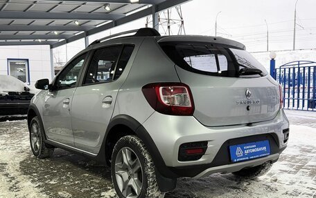 Renault Sandero II рестайлинг, 2021 год, 1 449 000 рублей, 3 фотография
