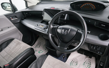 Honda Freed I, 2010 год, 999 000 рублей, 9 фотография