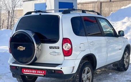 Chevrolet Niva I рестайлинг, 2018 год, 715 000 рублей, 6 фотография