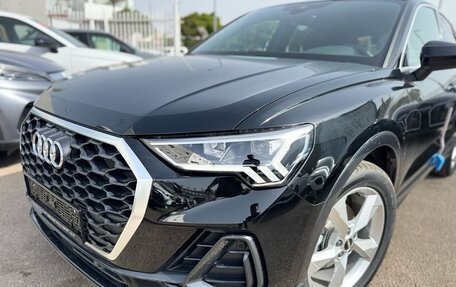 Audi Q3, 2022 год, 2 500 000 рублей, 2 фотография