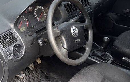 Volkswagen Golf IV, 2001 год, 250 000 рублей, 6 фотография