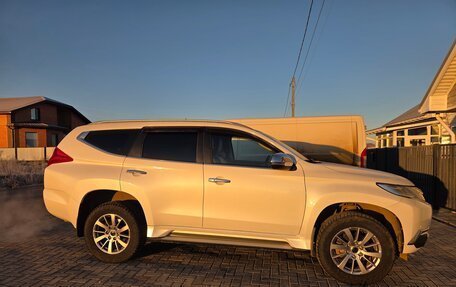 Mitsubishi Pajero Sport III рестайлинг, 2019 год, 3 350 000 рублей, 3 фотография