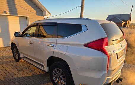 Mitsubishi Pajero Sport III рестайлинг, 2019 год, 3 350 000 рублей, 4 фотография