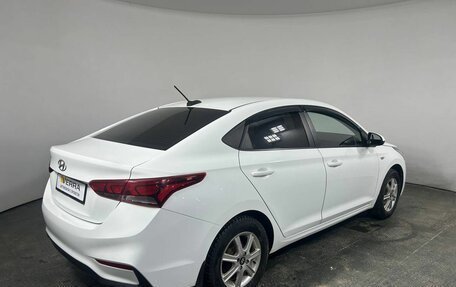 Hyundai Solaris II рестайлинг, 2017 год, 1 030 000 рублей, 5 фотография