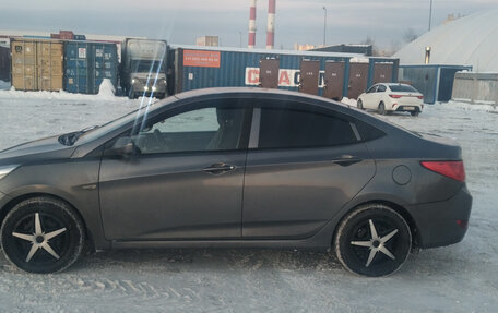 Hyundai Solaris II рестайлинг, 2016 год, 450 000 рублей, 3 фотография