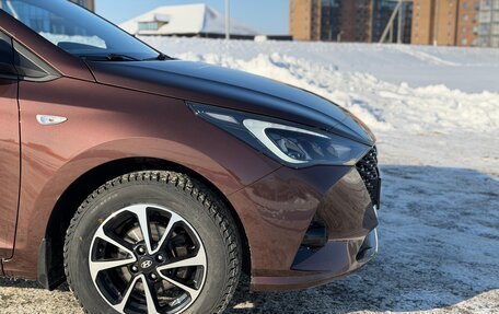 Hyundai Solaris II рестайлинг, 2021 год, 1 720 000 рублей, 8 фотография