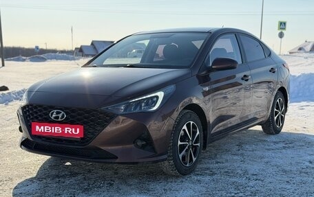 Hyundai Solaris II рестайлинг, 2021 год, 1 720 000 рублей, 3 фотография