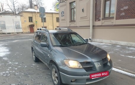Mitsubishi Outlander III рестайлинг 3, 2003 год, 329 000 рублей, 3 фотография