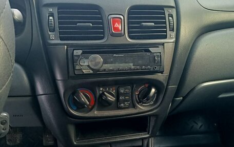 Nissan Almera, 2004 год, 300 000 рублей, 5 фотография