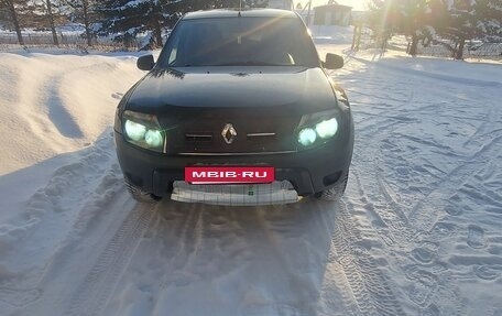 Renault Duster I рестайлинг, 2012 год, 890 000 рублей, 2 фотография