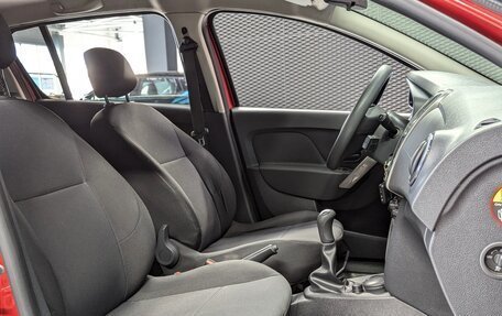 Renault Sandero II рестайлинг, 2014 год, 850 000 рублей, 27 фотография