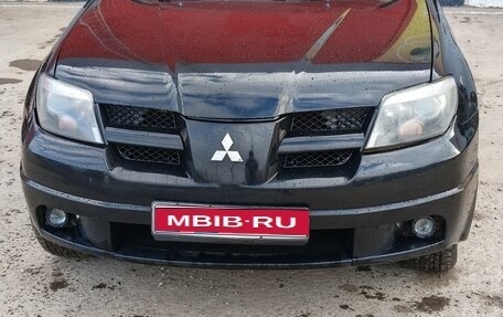Mitsubishi Outlander III рестайлинг 3, 2003 год, 550 000 рублей, 1 фотография