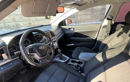 Hyundai Elantra VI рестайлинг, 2018 год, 1 600 000 рублей, 5 фотография