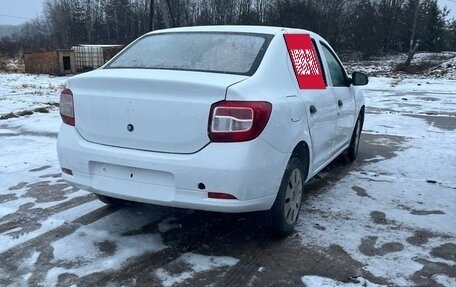 Renault Logan II, 2015 год, 395 000 рублей, 9 фотография