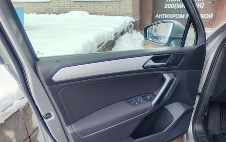 Volkswagen Tiguan II, 2017 год, 2 250 000 рублей, 20 фотография