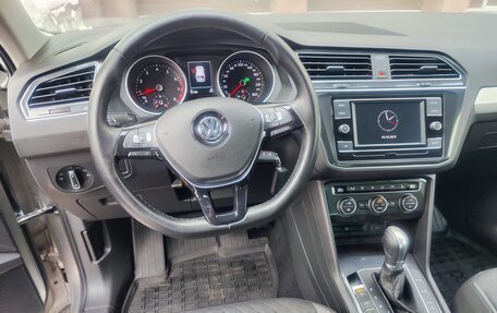Volkswagen Tiguan II, 2017 год, 2 250 000 рублей, 22 фотография