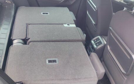 Volkswagen Tiguan II, 2017 год, 2 250 000 рублей, 17 фотография