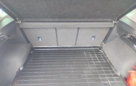 Volkswagen Tiguan II, 2017 год, 2 250 000 рублей, 28 фотография