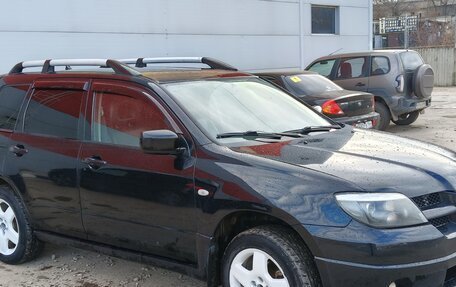 Mitsubishi Outlander III рестайлинг 3, 2003 год, 550 000 рублей, 2 фотография