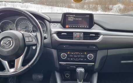 Mazda 6, 2016 год, 1 820 000 рублей, 17 фотография